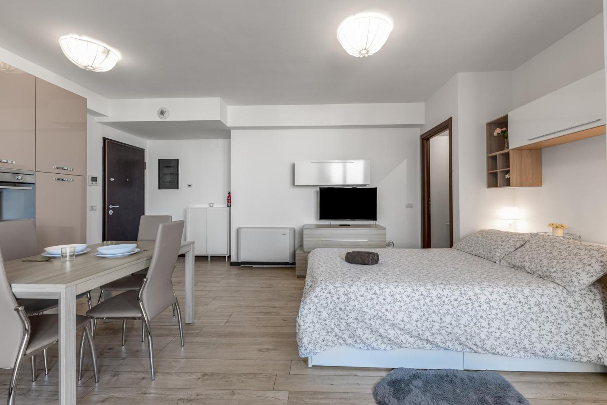 Apartament Monolocale Con Balcone Self Check In Milano Sempione Zewnętrze zdjęcie